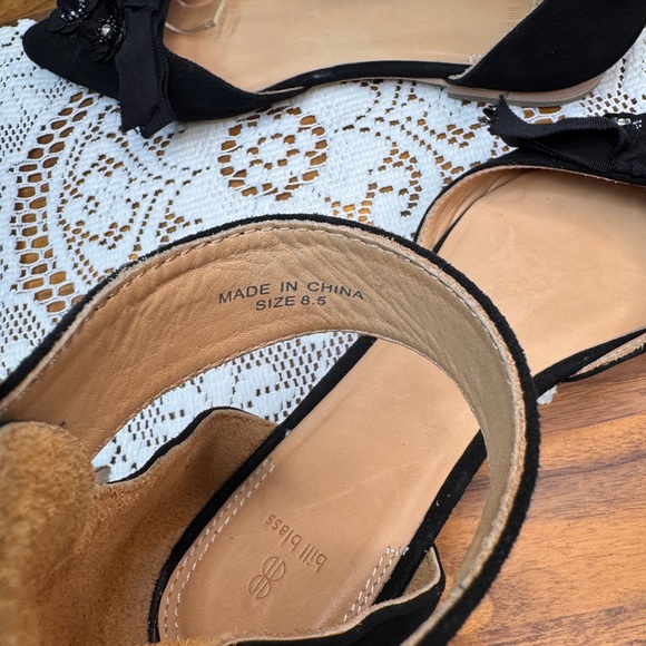 Bill Blass Leather Black Floral Sequins Ankle Strap 8.5 Anthrologie Bow Party - Picture 7 of 9